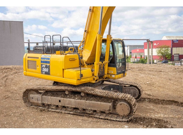 Excavator senile Komatsu PC 360 LC-10 de vanzare